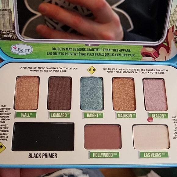 Makeup - Picture 3 of 3